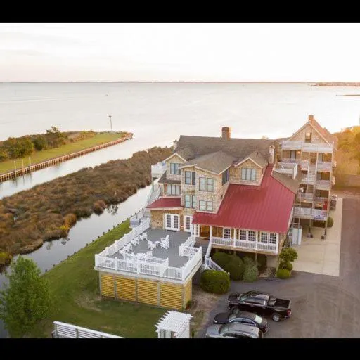 The Burrus House Inn Waterfront Suites, hotel a Manteo