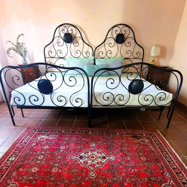 Casa Tilia, hotel in Montecalvo in Foglia