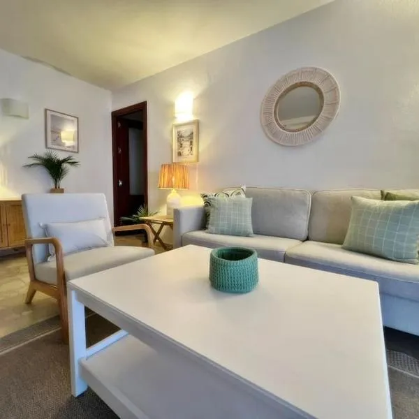 Magnifico y amplio apartamento con terraza, hotel di Fuengirola