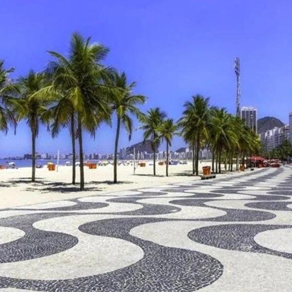 Copacabana Flat Moderno