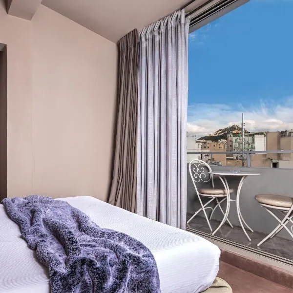 iFeel Athens, hotel di Athens