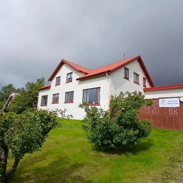 Guesthouse Tálknafjörður, hotel v destinaci Talknafjordur