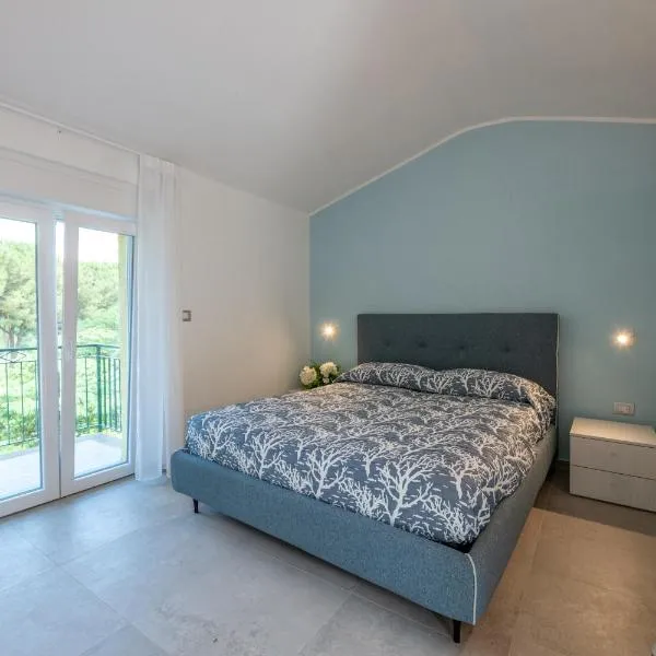 Costabella Rooms, hotel v destinaci Deiva Marina