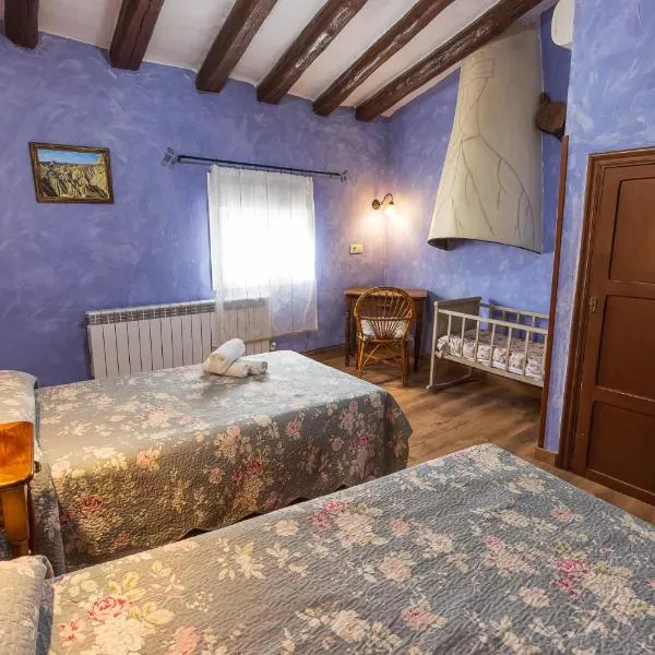 Agroturismo "La Bardena Blanca II", hotel Arguedasban