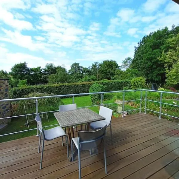 studio, hotel v destinaci Assesse