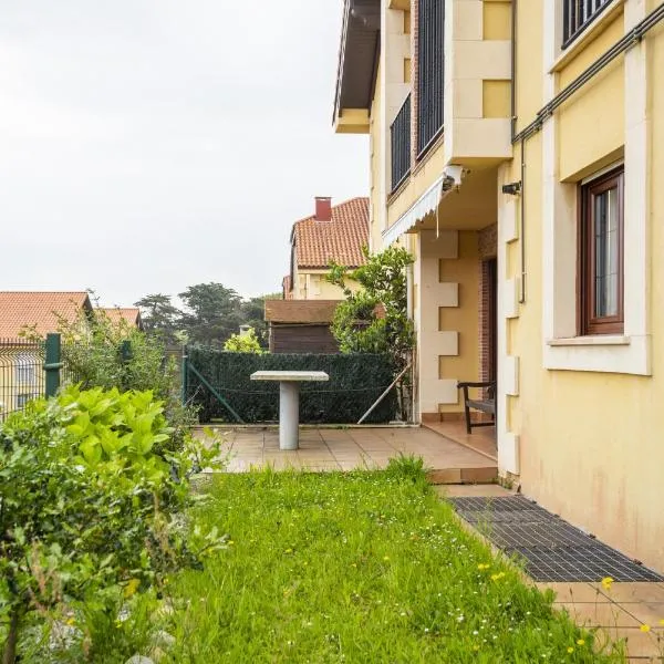 Apartamento Ruiloba-Comillas, hótel í Casasola
