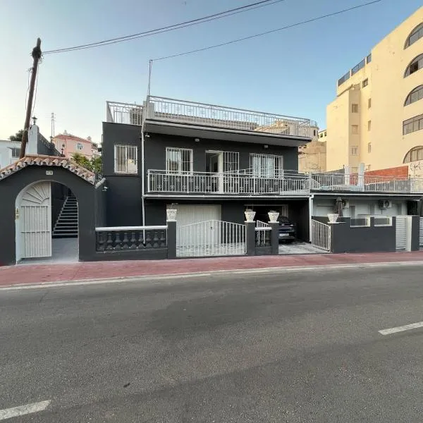 Villa Amir, hotel v destinaci Fuengirola