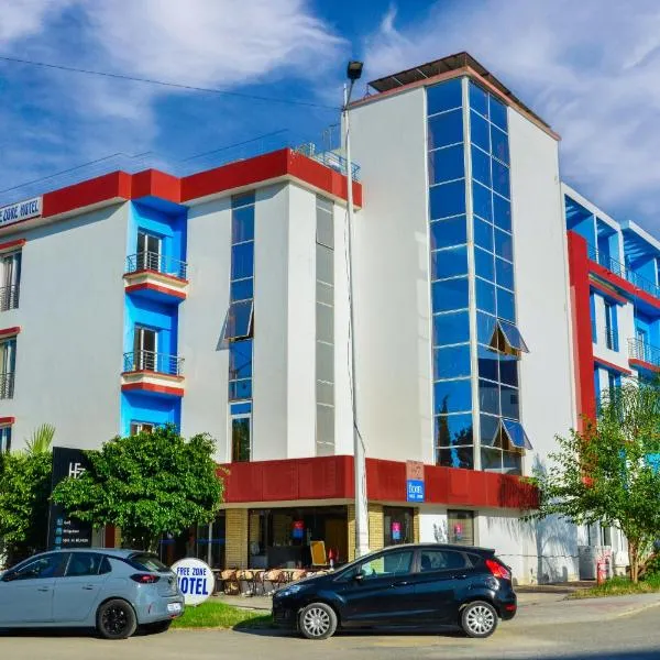 Free Zone Hotel, hotel v destinaci Gzennaïa