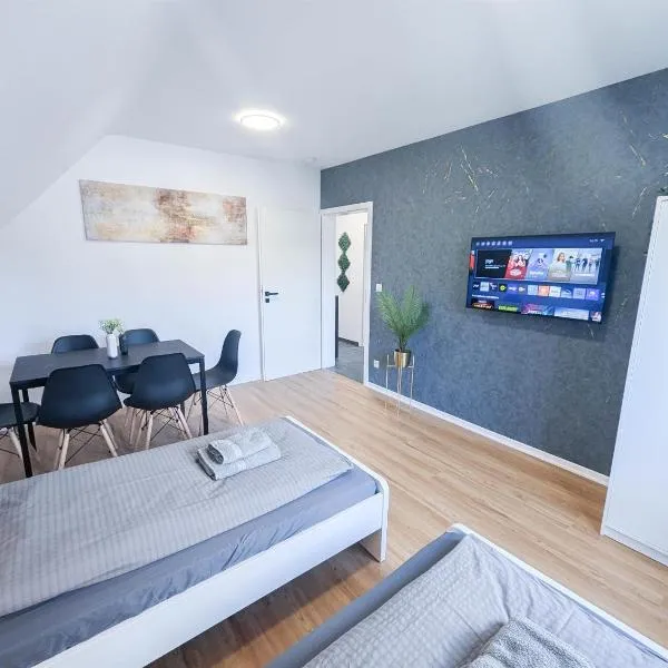 ALFA Stuttgart 3 Zimmer 6 Betten Apartment Wasen MercedesBenz MHP Arena l Bad I Küche l WIFI & SmartTV l 3BR & 6 Beds l Bathroom l Kitchen, hotel en Stuttgart