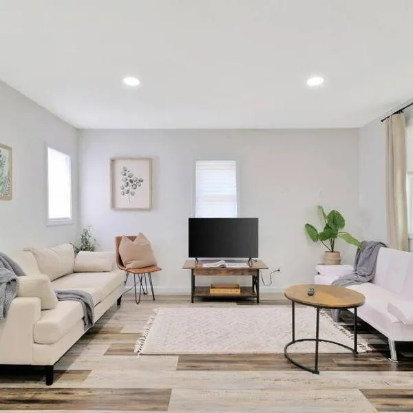 Tiny Home Baby Friendly, hotel v mestu Rantoul