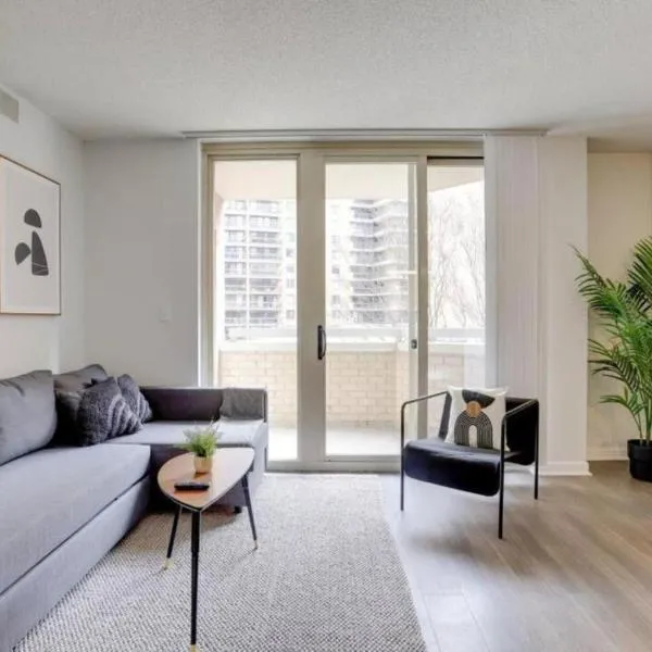 Spacious Apartment With 2 Bedrooms, hotel in Arlington