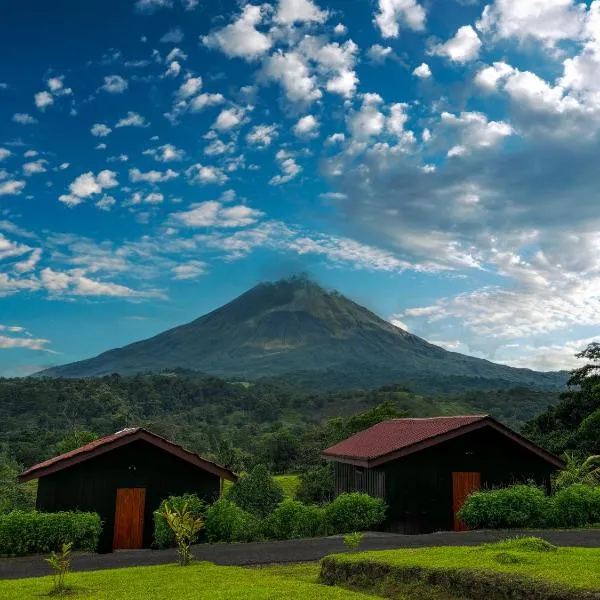 Arenal Roca Lodge & Bungalows, hotel v destinaci Fortuna