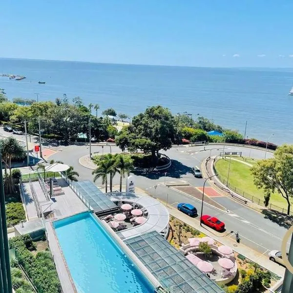 Marine 807, hotel em Redcliffe