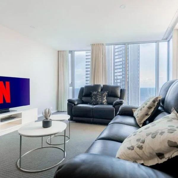 Panoramic Views at Orchid Avenue, hotel in Gold Coast
