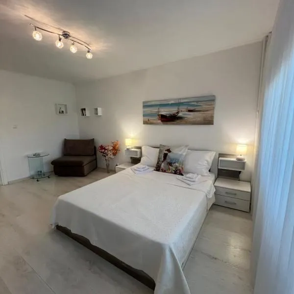 Tei-Zi apartments2, hotel a Burgas
