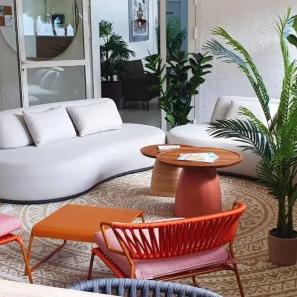 L'évasion, готель у місті Ле-Баркарес