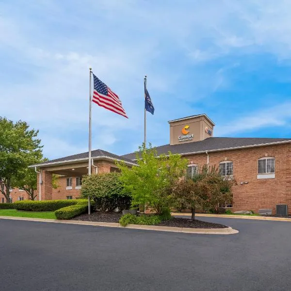 Comfort Inn & Suites, hotel v destinaci Fenton
