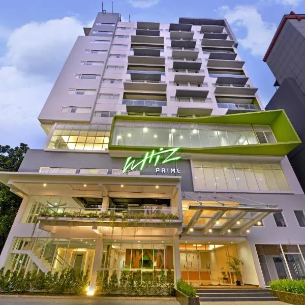 Whiz Prime Hotel Pajajaran Bogor โรงแรมในโบกอร์