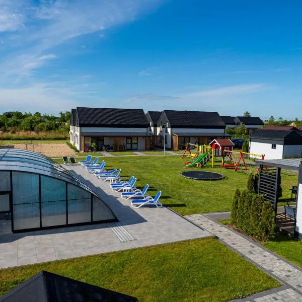 Wakacyjna Osada, hotel v destinaci Jezierzany