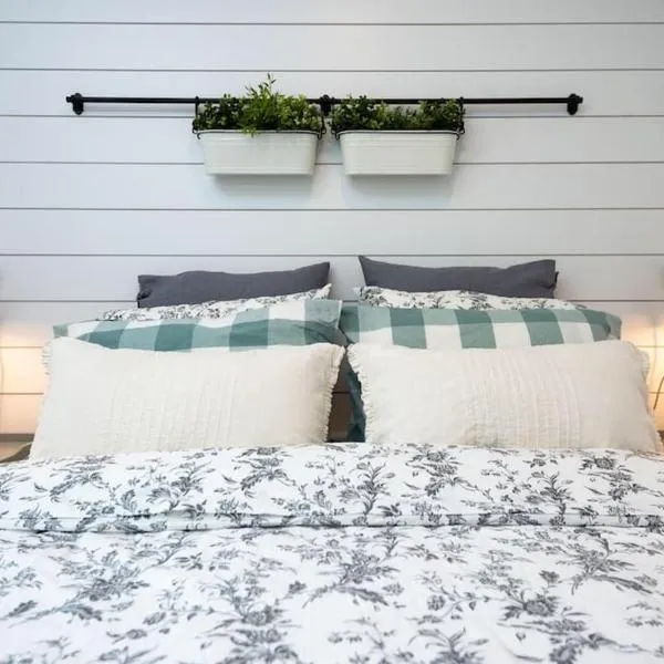 Private Escape! Tiny Home Style, hotel v destinaci Camas