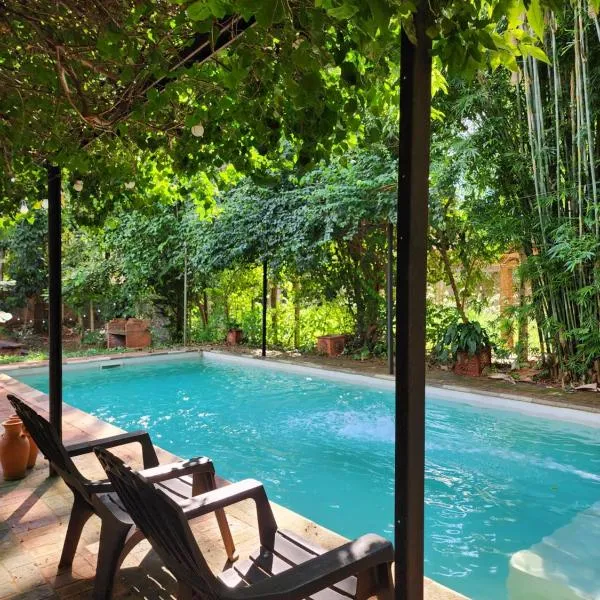 oasis en la ciudad, hotel v destinaci Eldorado