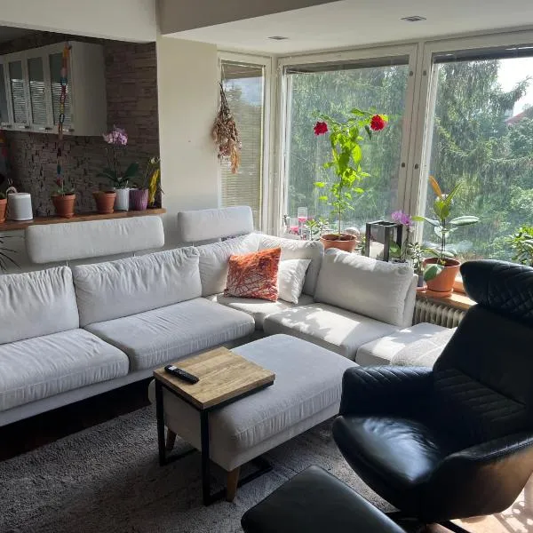 Cozy well connected - family apartment, hotel i Helsinki