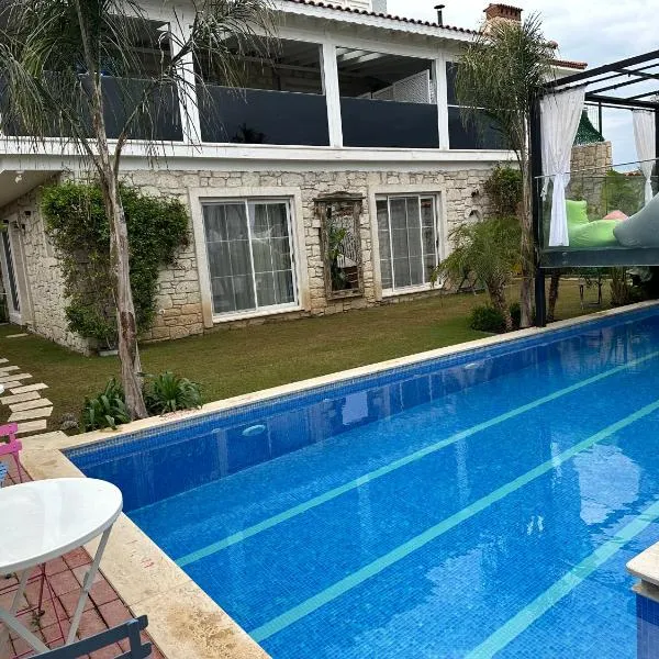 Grand Alaçatı Butik Hotel, hotel in Alacati