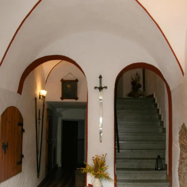 Ferienwohnung Zum Lederbernd, hotel din Grünhain-Beierfeld