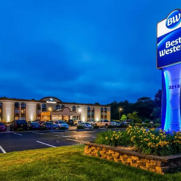Best Western Hazlet Inn, hotel v destinaci Hazlet