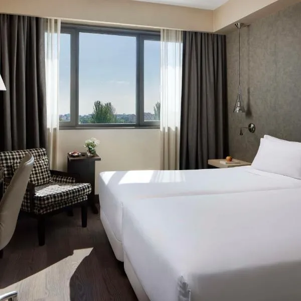 NH Alcorcón, hotel v destinaci Alcorcón