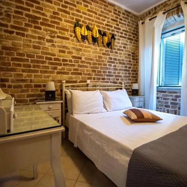 Luna Apartment No3, hotel in Agios Rokkos