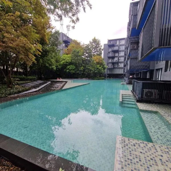 The Deck Condo Patong 7th Fl Mountain View 2, hotel a Patong Beach