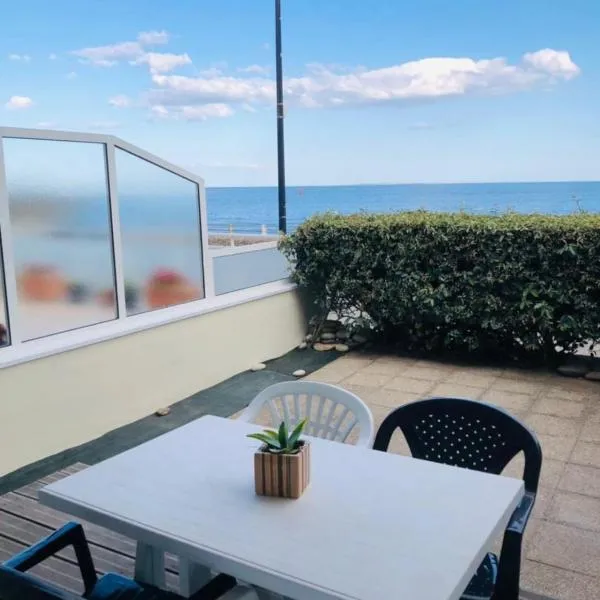 Appartement vue belle iles et le chateau Turpault, hotel a Quiberon
