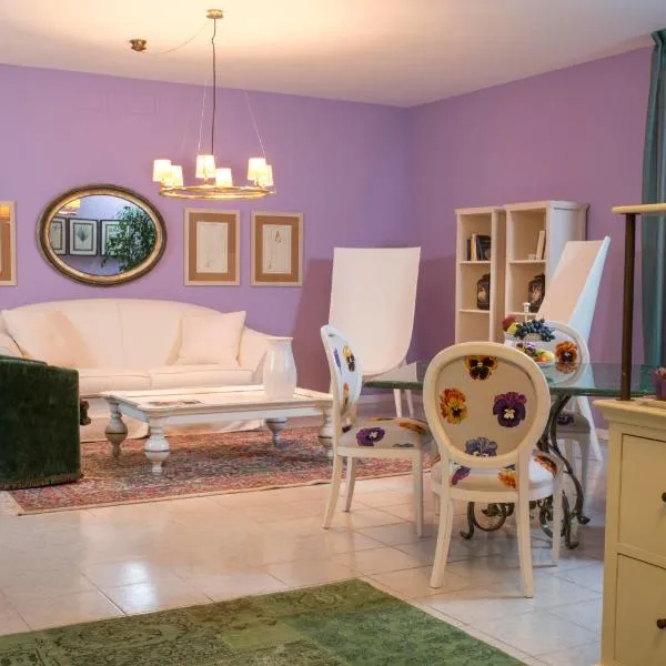 B&B Maison Biagetti, hotel v destinaci Santarcangelo di Romagna