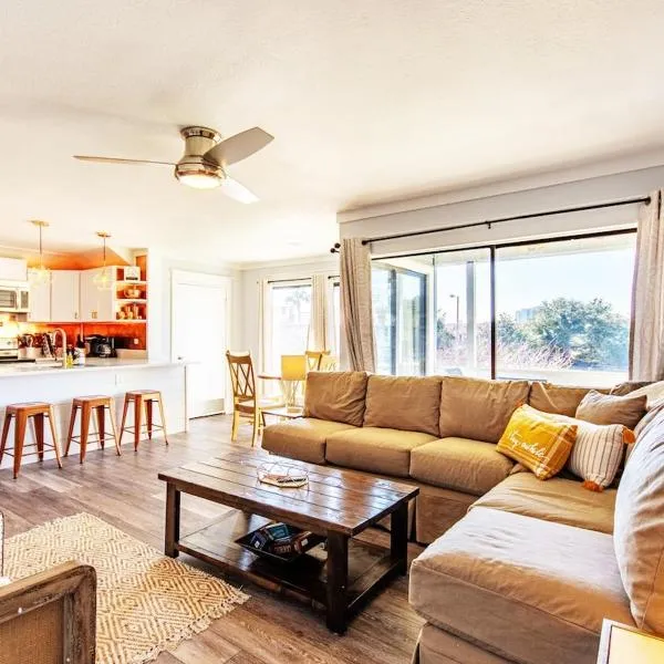 Copper Cay Family Friendly Central Location, hotel in Destin
