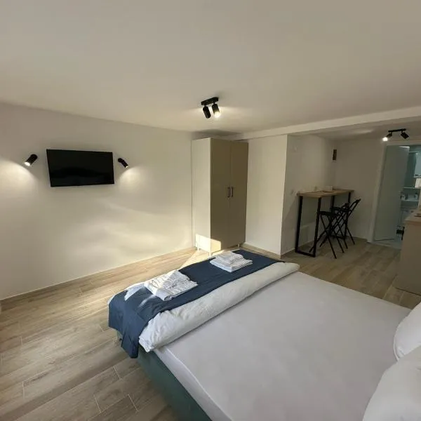 Julia Apartments, hotel sa Ohrid