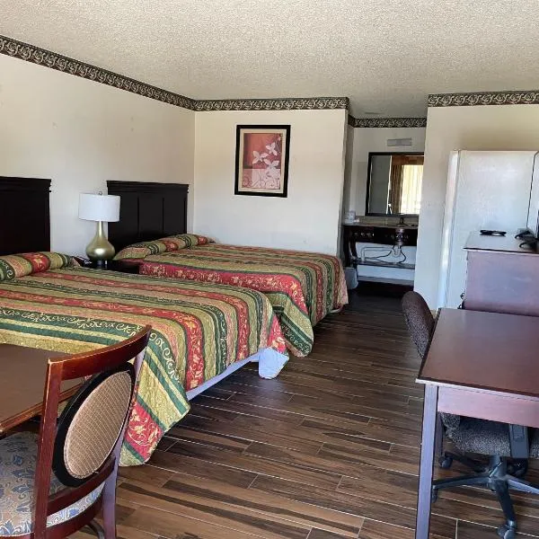 Granbury Inn and Suites, hotel di Granbury