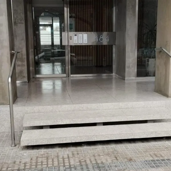 Lo de Tino, hotel v destinaci La Plata