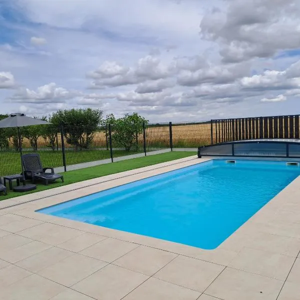 AU FIL DES LACS, hotel em Précy-Saint-Martin