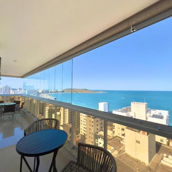 VISTA MAR DESLUMBRANTE, apto novo e moderno, a uma quadra da praia, prédio com piscina, portaria 24h, quartos com ar condicionado, roupas de cama e banho, redes de proteção, Wi Fi, TV 65", VIVO TV, cadeiras de praia, churrasqueira elétrica e 2 garagens, hotel sa Guarapari