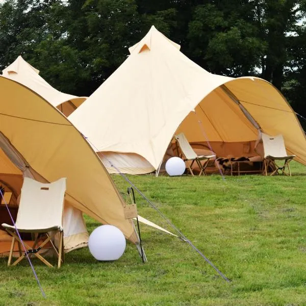 "Badger" Tylda Tents at Heydaze Campsite - 5m Luxury Bell Tent, hotel a Lostwithiel
