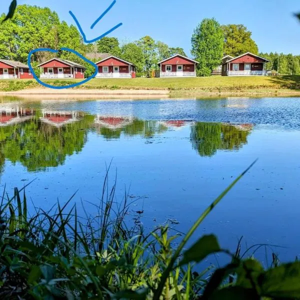 Rolig häst, Kaneeling Stugby AB, hotel v destinaci Dalskog