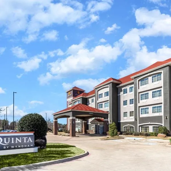 La Quinta by Wyndham Mt. Pleasant, hotel in Mount Pleasant