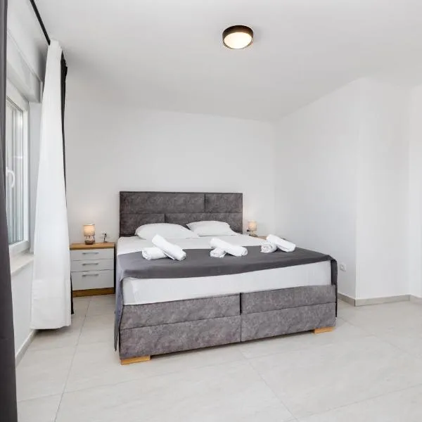 Apartman Dokić 2 – hotel w mieście Punat