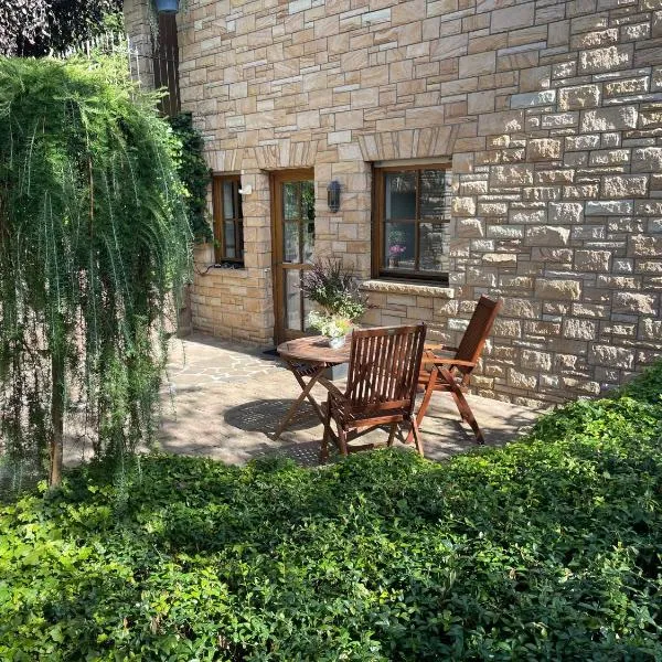 Ferienhaus Schwalbennest, hotel u gradu 'Blankenrath'