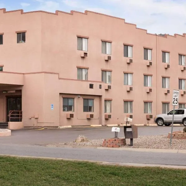 Super 8 by Wyndham Durango, hotel v destinaci Durango