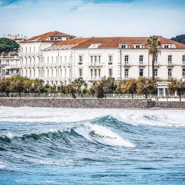 Grand Hotel Des Sablettes Plage, Curio Collection By Hilton – hotel w mieście La Seyne-sur-Mer