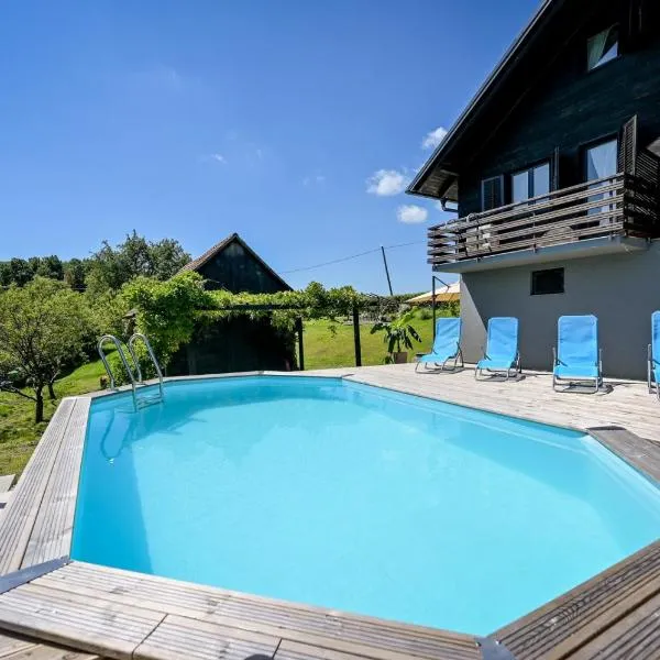 OPG Rose Hip Hill ekološko imanje, hotel v destinaci Brežnica