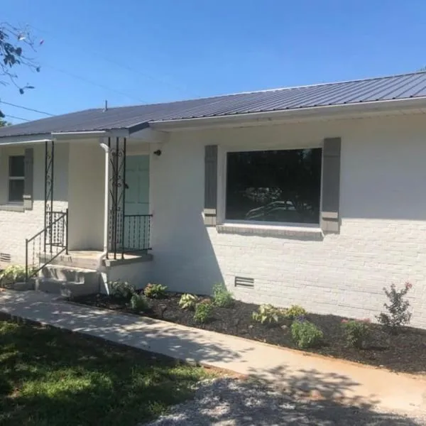 3 Bedroom Cozy Home Minutes From Tims Ford Lake, hotel v destinaci Winchester