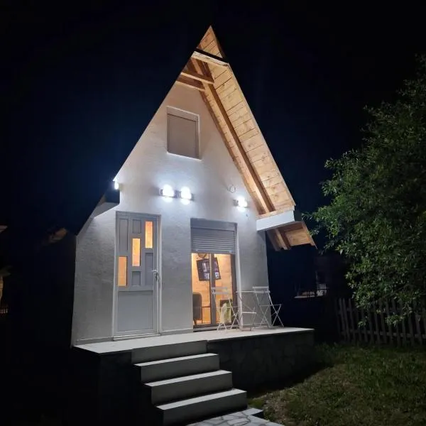 Sparkle's little house, hotel en Žabljak